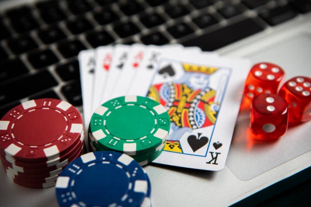 gasing777 alternatif mobile app interface showing football markets and live-dealer options